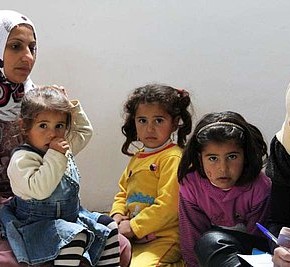 ACNUR alerta de la escasez de fondos para los refugiados sirios